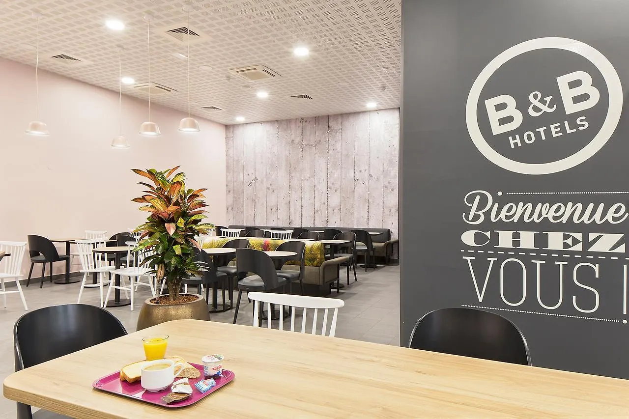 B&B HOTEL LYON Centre Perrache Berthelot 3*,