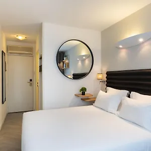 Chromatics & Restaurant Hill Club By Happyculture Hotell